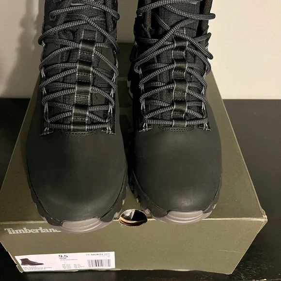 Timberland 6in boot - Picture 3 of 9